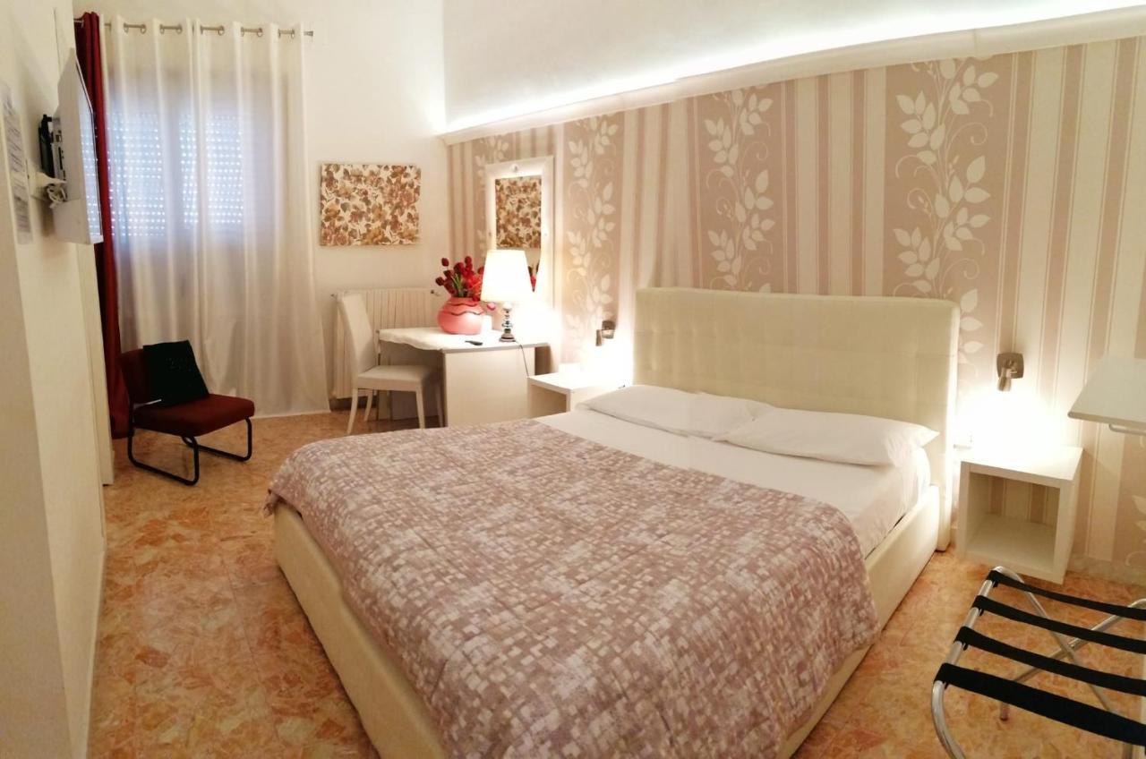 B&B Abatjour - Ambiente Sanificato - Test Antilegionella Assolto Foggia Exterior foto